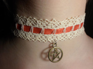 2555-red-pentacle